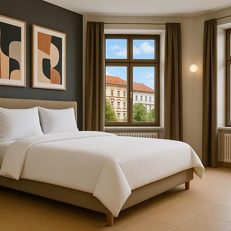 Bohemian Dreams Apartments And Suites By Dwellfort Prága Kültér fotó