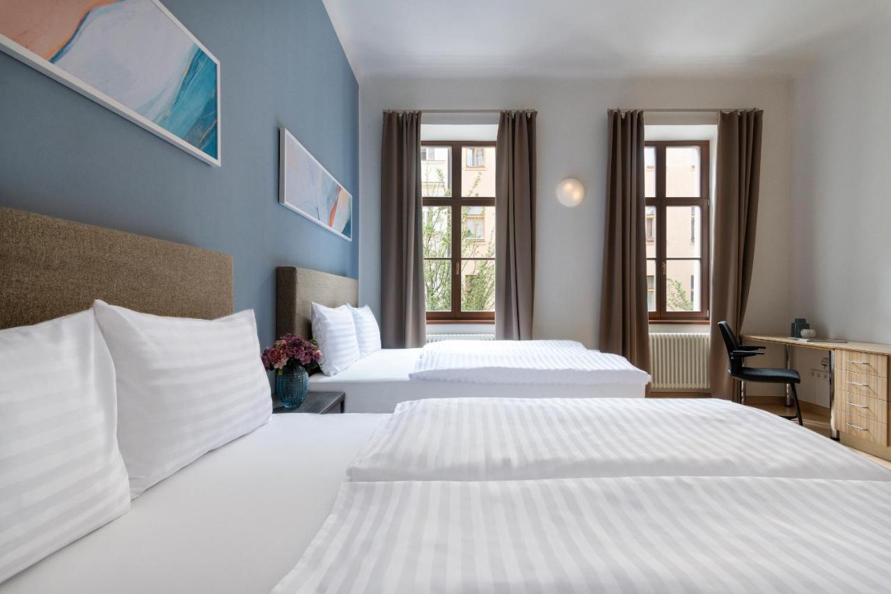 Bohemian Dreams Apartments And Suites By Dwellfort Prága Kültér fotó