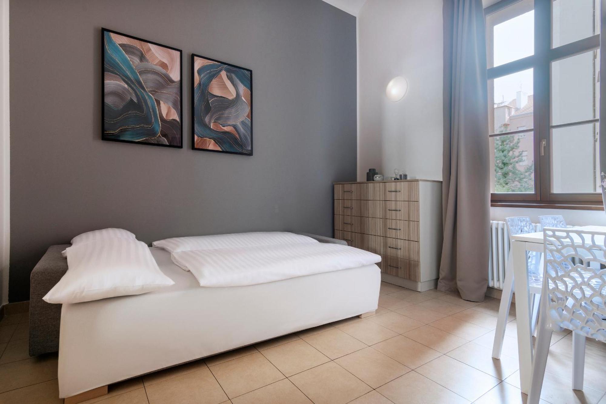 Bohemian Dreams Apartments And Suites By Dwellfort Prága Szoba fotó