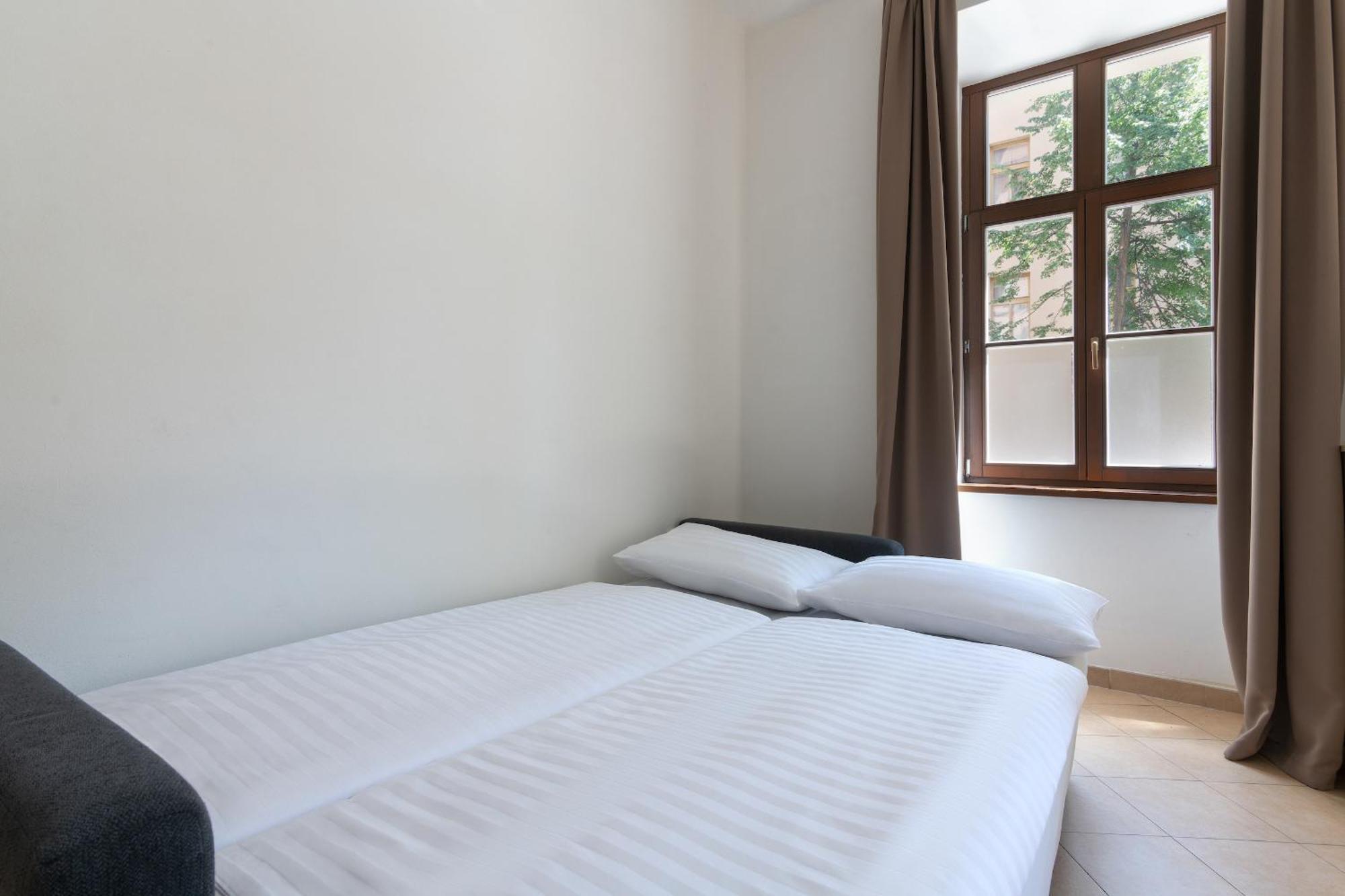 Bohemian Dreams Apartments And Suites By Dwellfort Prága Szoba fotó